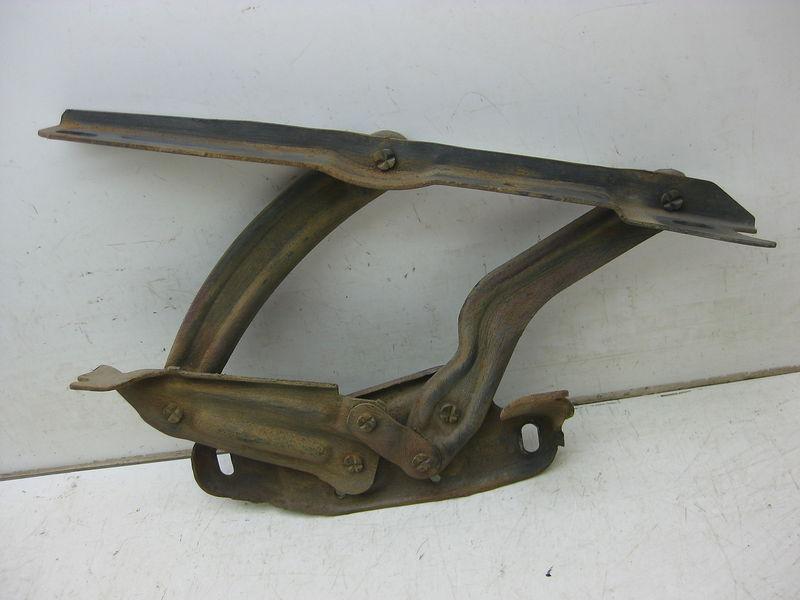 1970 chevy impala right hood hinge                2910