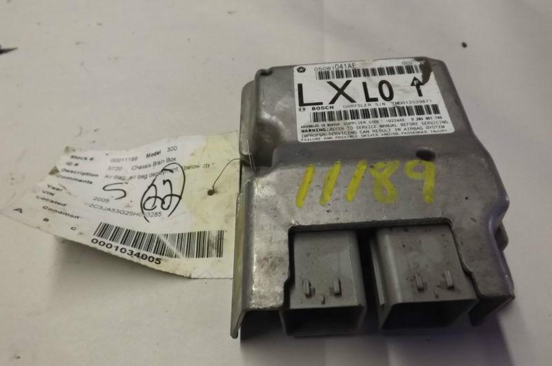 2004 chrysler 300 srs airbag module 05081-041ae oem