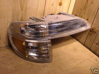 Ford explorer 95-01 1995-2001 corner light  passenger rh right oe