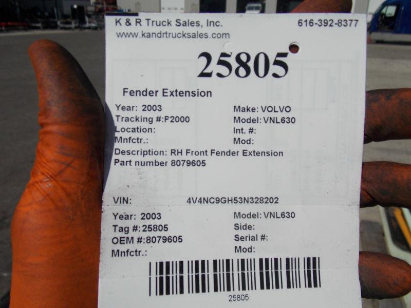 2003 volvo vnl630 rh front fender extension 