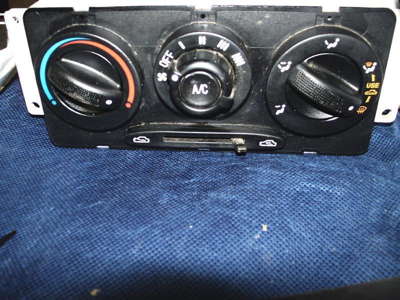 00 01 02 kia rio temperature control w/ac 14381