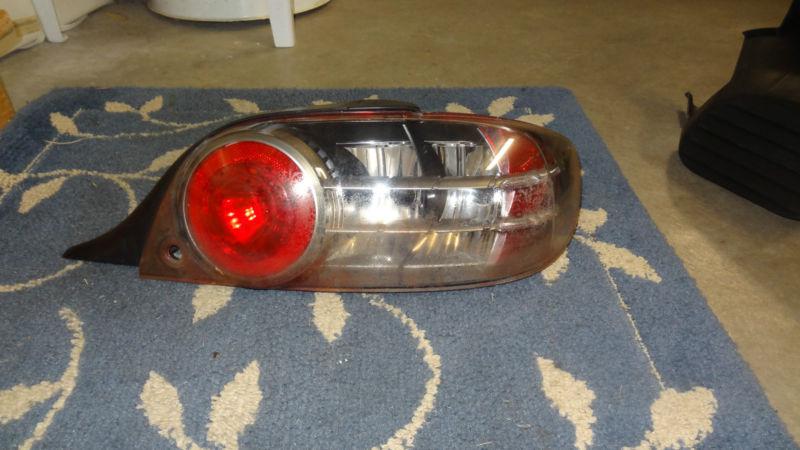 2004 mazda rx8 right and left tail light's