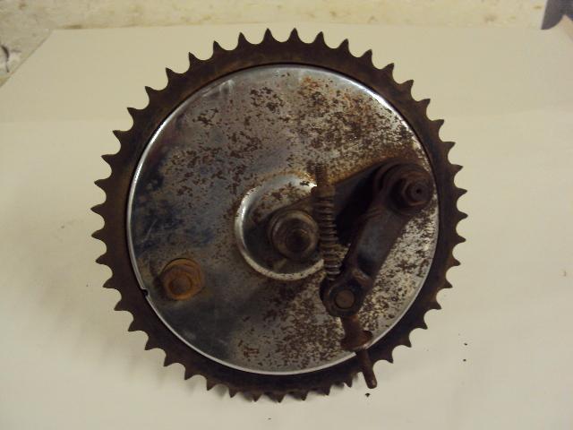 Bsa a10 650 road rocket goldstar rear wheel hub & axle  2 