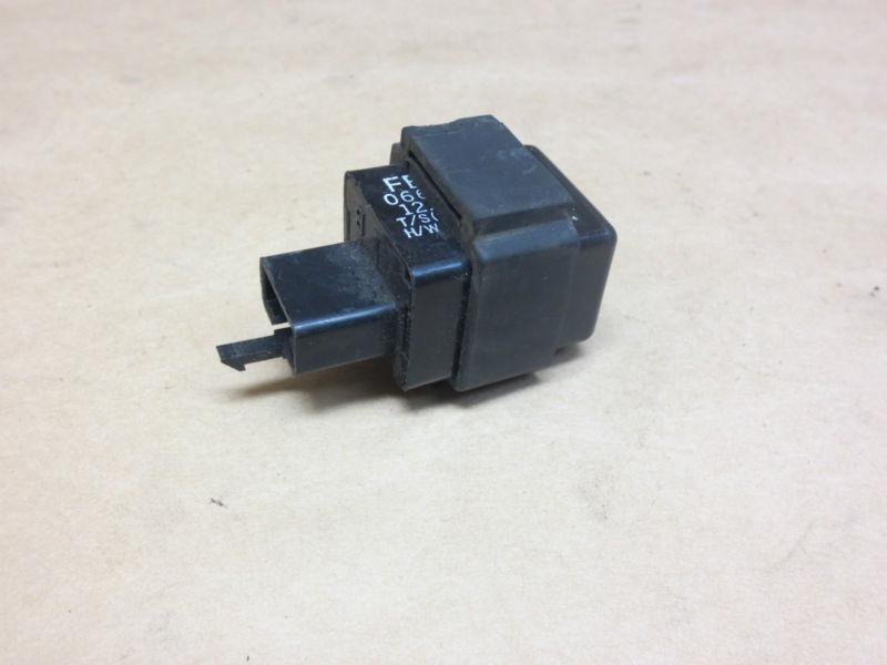 04 2005 2006 2007 yamaha fz6 fz600 flasher turn signal relay oem 