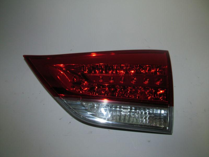 2011 2012 2013 toyota sienna oem right tail light nice!