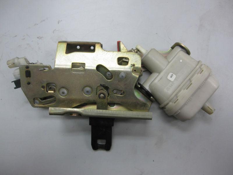 1998 mercedes s420 w140 trunk lock latch vacuum element oem 1408002075