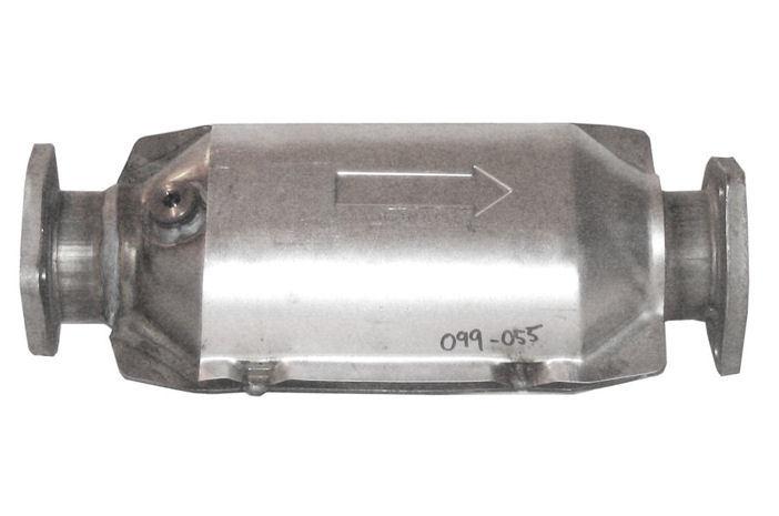 Audi 4000s catalytic converter new bosal  099-055