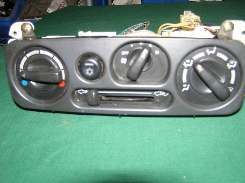 1998 mitsubishi montero sport ac climate control oem  