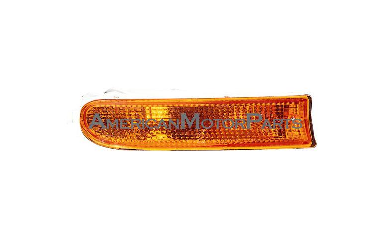 Right passenger side replacement bumper park turn signal light 96-97 toyota rav4