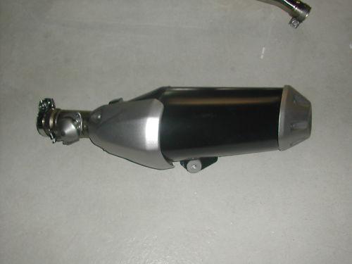 2006-11 yamaha fz1, new stock exhaust, oem 