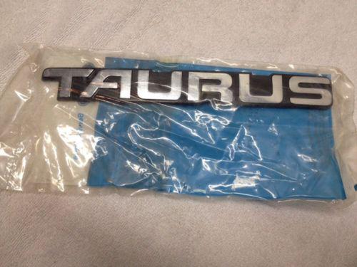 Nos oem ford taurus 1986-1991 emblem name plate e6dz-5442528-d