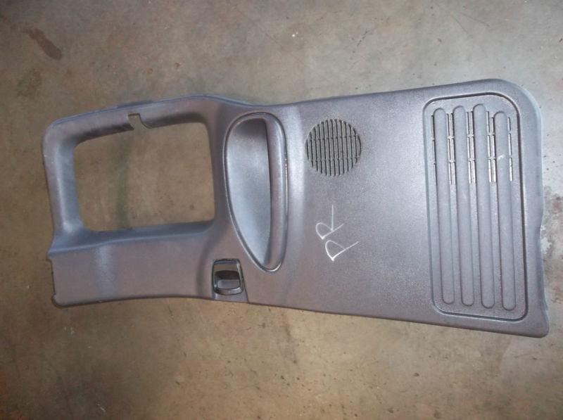 B 2000 dodge ram 2500 3500 passenger rear door panel 