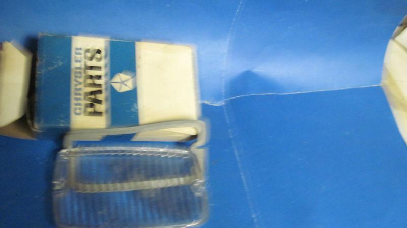 Mopar parklamp/turn-signal lens pkg.1971 satellite 4 door mlds.n.o.s.