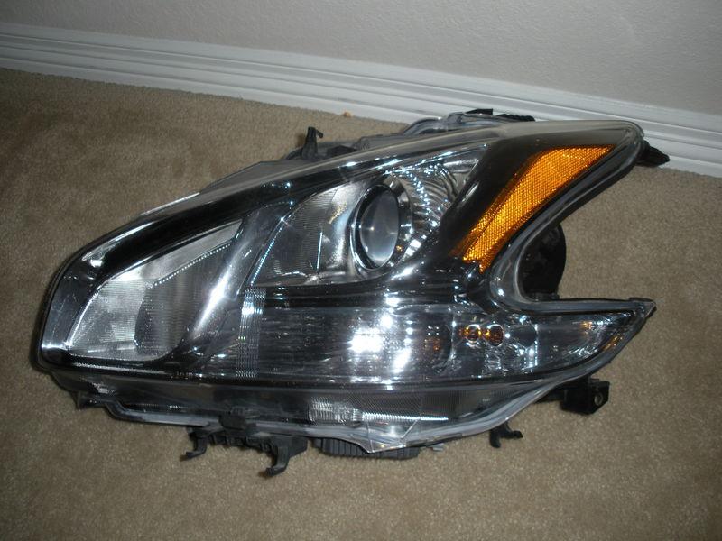 Nissan maxima xenon headlight oem 2009 2010 2011 2012 - nice - please view!! oem