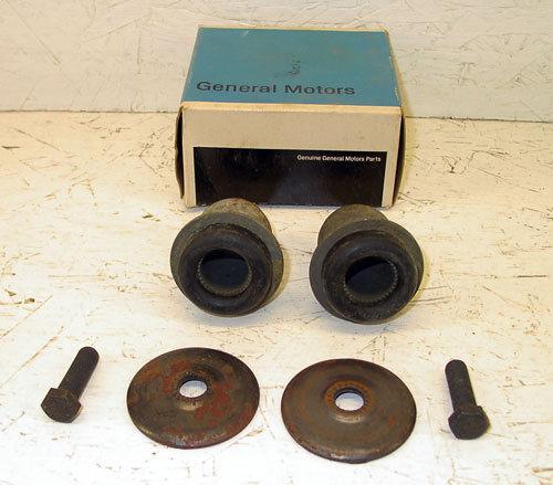 Nos 1961 1962 oldsmobile olds starfire super 88 front lower control arm bushings