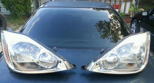 Toyota sienna head lamps