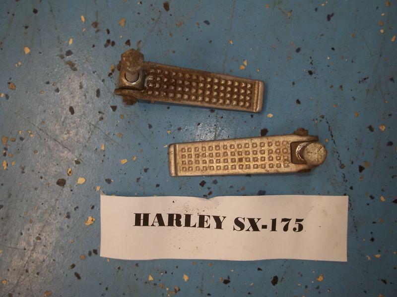 Vintage 75 aermacchi harley davidson sx 175 rear buddy pegs amf oem