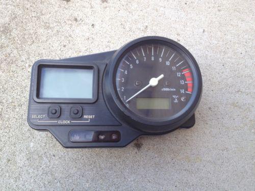 Yamaha r1 gauges