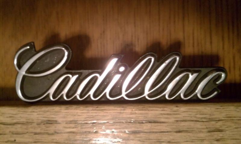 1984-85 cadillac grille emblem #1624421   