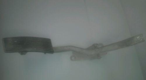 1979 - 1993  ford mustang gas pedal accelerator pedal assmebly auto transmission