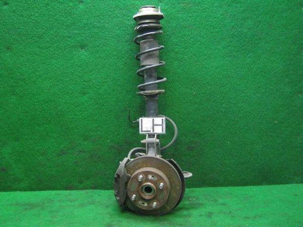 Daihatsu mira 2002 front left strut assy [8250200]