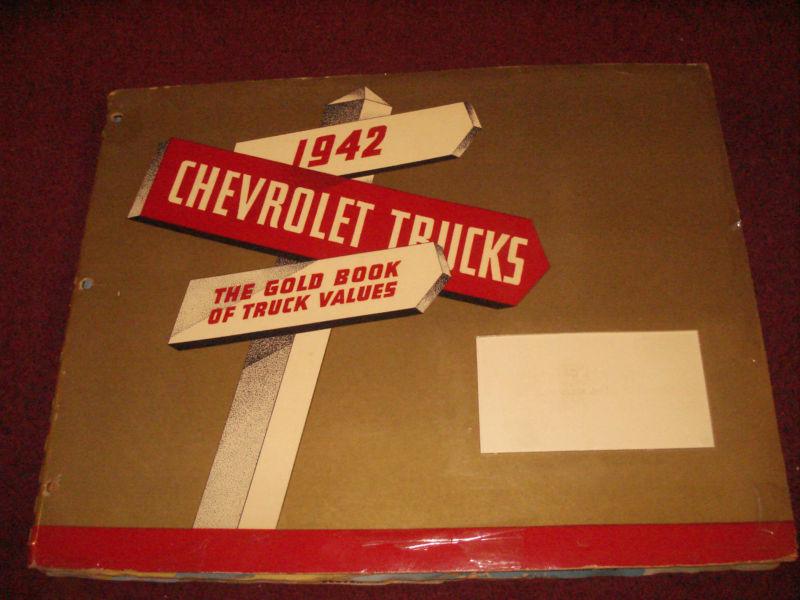 1942 chevrolet truck and specialized body car gold dealer showroom album  / rare