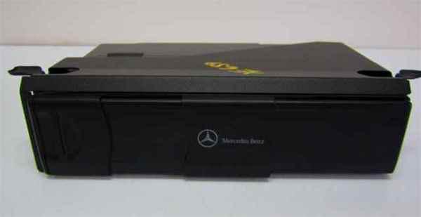 07 mercedes c230 c280 c350 radio 6  cd changer oem lkq