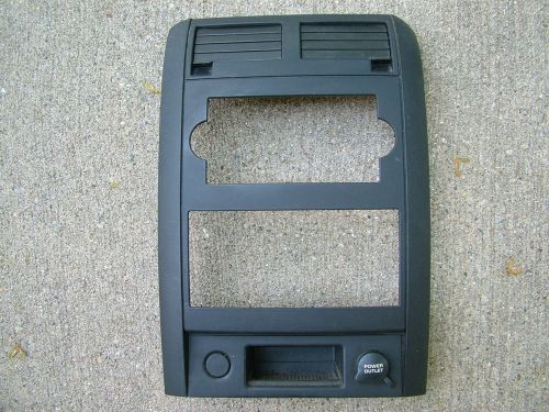 2004 2005 2006 dodge durango center dash radio climate control panel bezel black