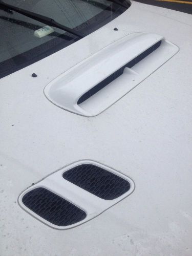 Impreza hood scoop and vents