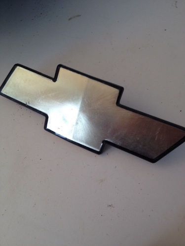 Chevrolet truck emblem # 15629946 used 6 5/8&#034;