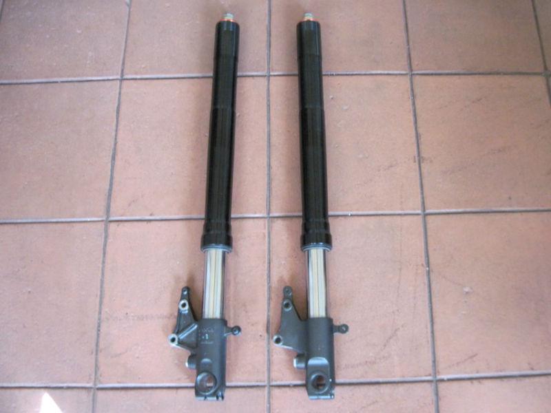 Aprilia rsv 1000 showa forks new