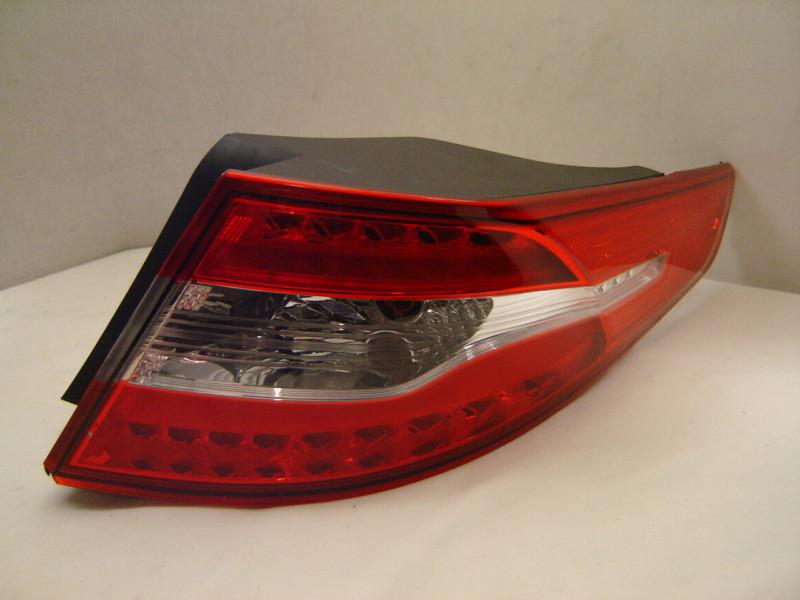 Kia optima hybrid left tail light 11 12 13 oem 