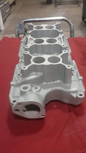 Ford small block intake manifold