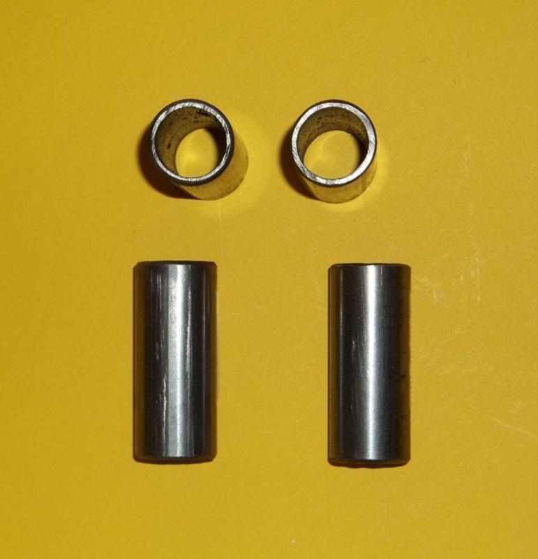 Shock mounting hardware-bushing reducer sleeves