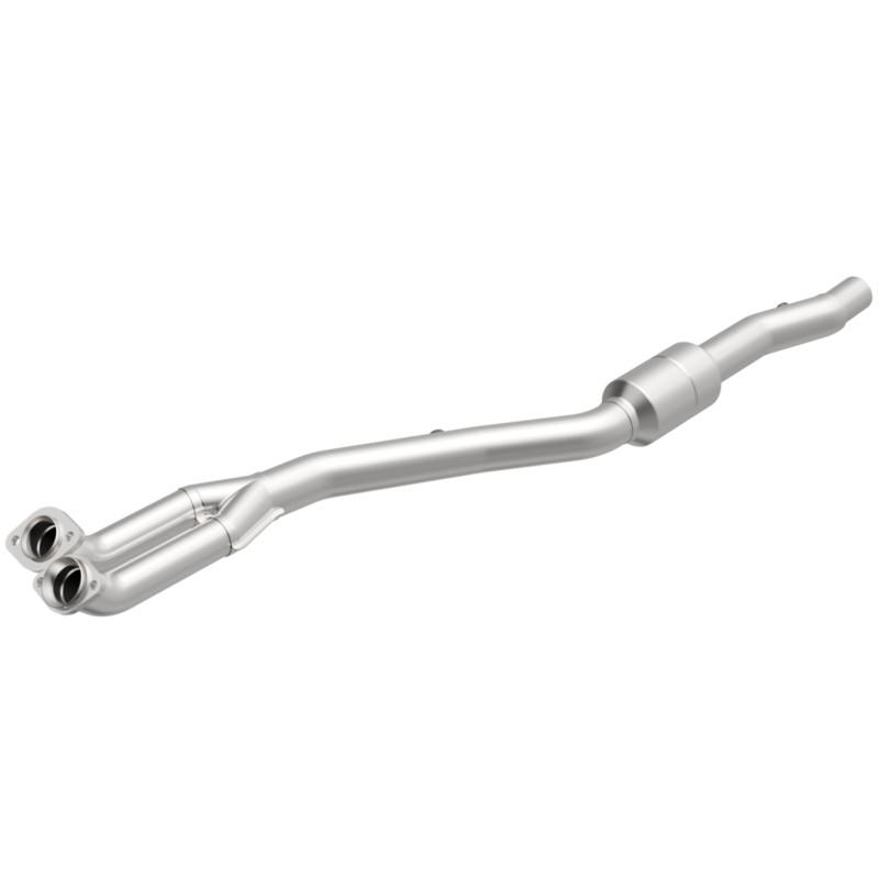 Magnaflow 446683 direct fit california catalytic converter