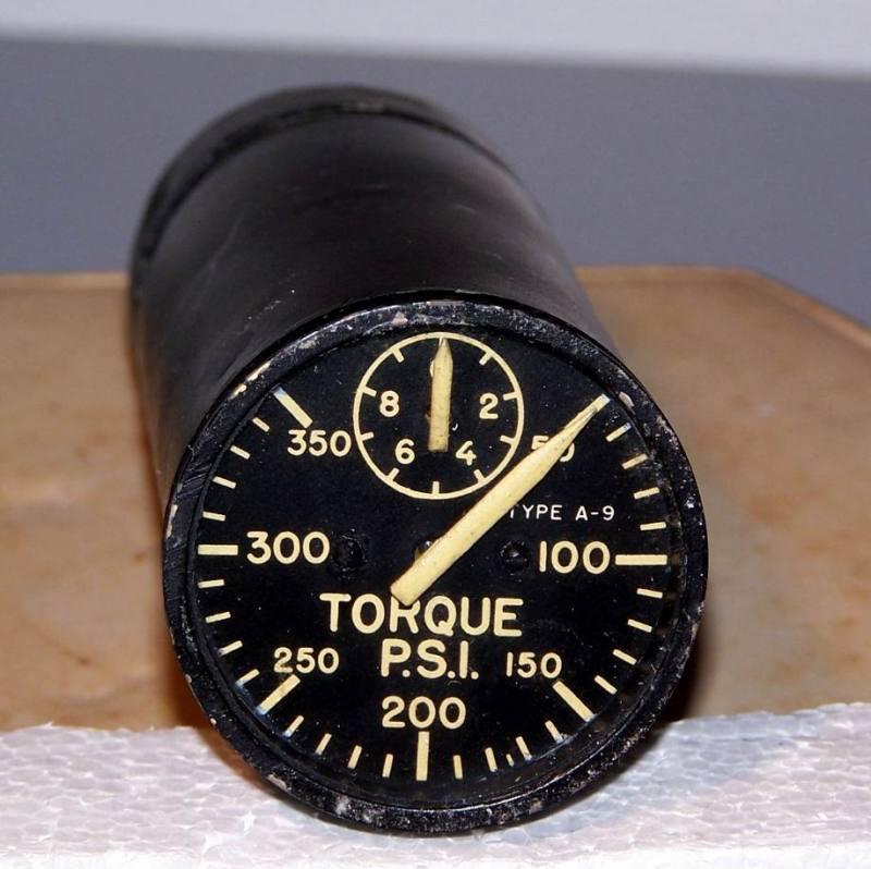 Bendix corp. usaf stock- aircraft sensitive-torque-pressure indicator,type a9