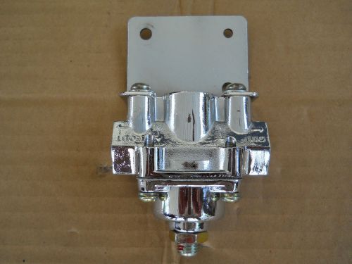 Fuel pressure regulator-6-9psi w/mounting bracket-chrome