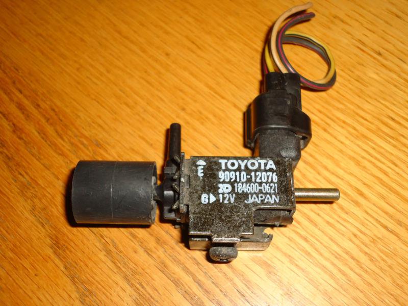 92-97 lexus toyota gs300 ls400 sc400 supra vacuum switch valve vsv 90910-12076 *