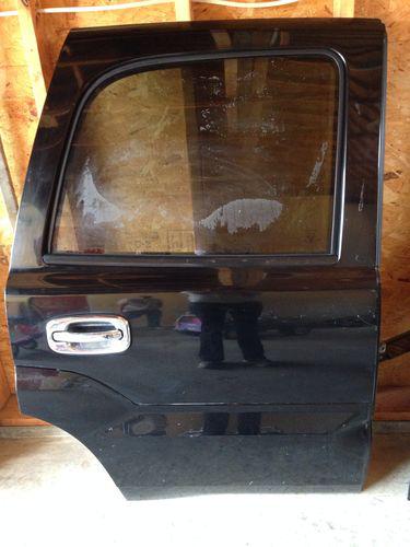 2006 cadillac escalade right rear door