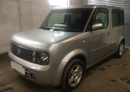 Nissan cube 2006 drivers side rear door seal