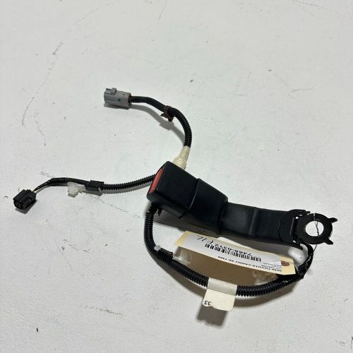 Toyota camry 2018-2024 front left driver side seat belt seatbelt buckle oem