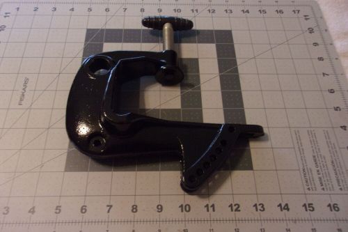 Mercury quicksilver 1467-5571a3 starboard clamp bracket 7.5 9.8 75 110