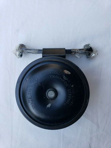 Suzuki hayabusa horn with mounting bracket &amp; bolts