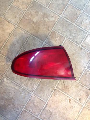 1997 1998 1999 2000 2001 2002 2003 2004 buick regal left tail light