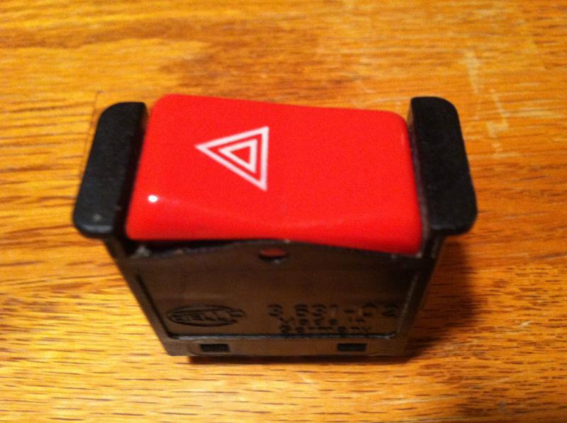 Mercedes hazard warning switch hella # 3 631-00/ oem # 000.820.90.10/ 