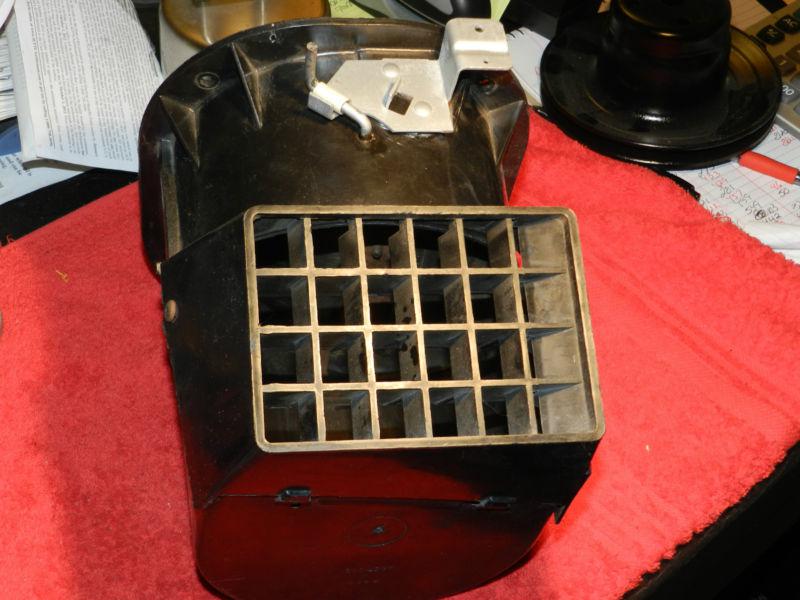 Nice/clean driver vent air box 68-69-70 roadrunner/charger/cornet/superbee/