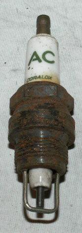 Old ac #18 spark plug, vintage # 18, nos collectible