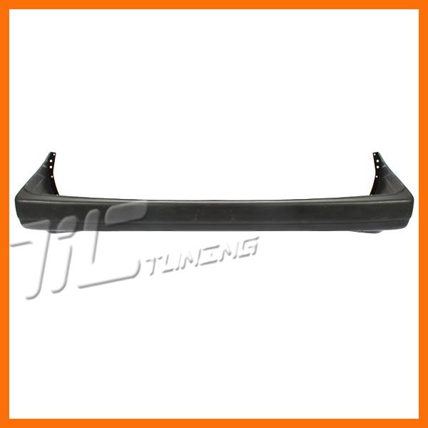 84-85 honda accord bumper rear facial cover smooth black plastic 4dr base/dx