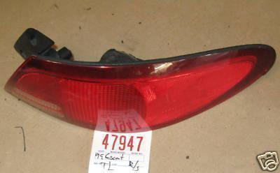 Ford 98-02 escort taillight tail light/lamp 1998 1999 2000 2001 2002 r