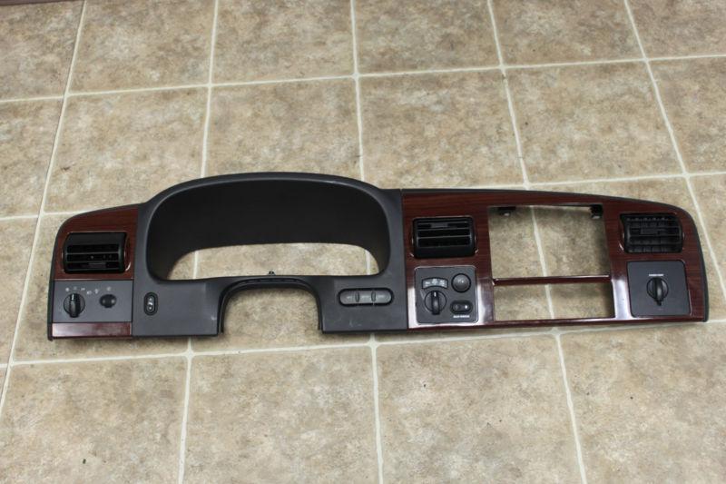 Ford super duty 05-07 dash bezel f250 f350 truck with switches black and wood